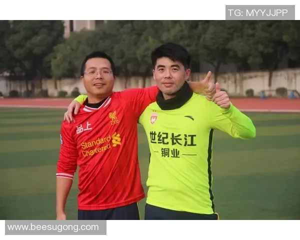 杭州足球队杯赛表现分析团队协作的重要性与未来展望 杭州足球队杯赛表现分析团队协作的重要性与未来展望